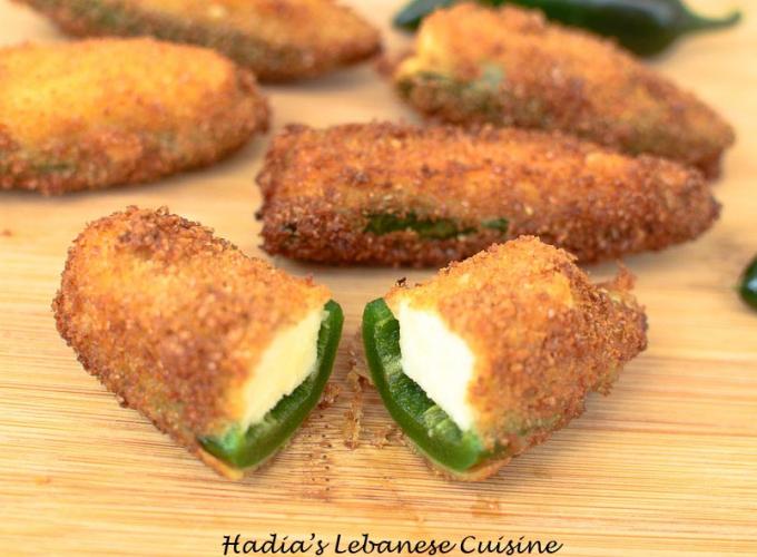 Jalapeno Poppers Stuffed with Halloumi