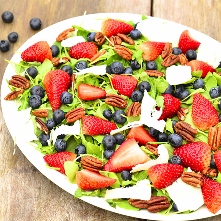 Berry and Arugula Salad