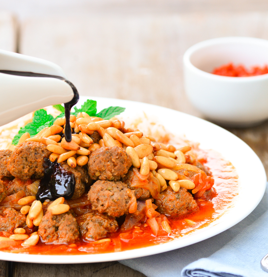 Dawood Basha (Lebanese Meatballs Braised in Tomato Sauce)